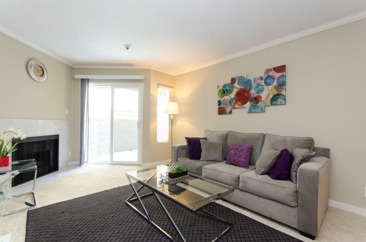 Hollywood Apartment With Balcony Лос-Анджелес Экстерьер фото